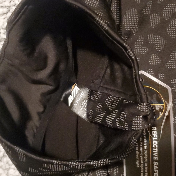 Avia Womens NWT sz L 12/14 Reflective Pullover - Picture 5 of 5